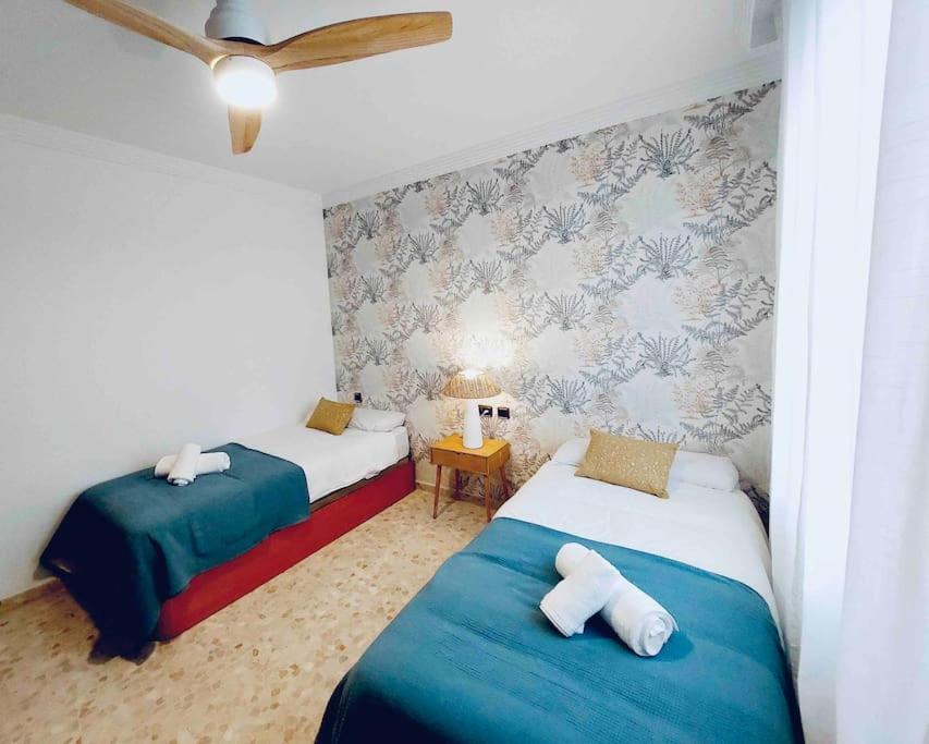 Torre Del Mar Deluxe Close To Beach & Parking Sinese Design Homes Exteriér fotografie